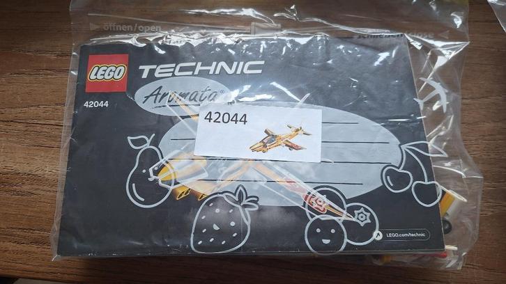 Lego Technic 42044 Display Team Straaljager, Kinderen en Baby's, Speelgoed | Duplo en Lego, Zo goed als nieuw, Lego, Complete set