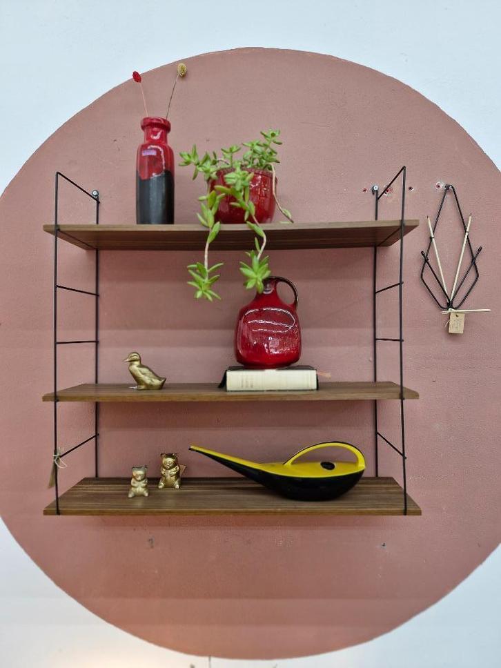 Vintage wandrekje / boekenrek 70s, Huis en Inrichting, Woonaccessoires | Wandplanken en Boekenplanken, Gebruikt, Ophalen