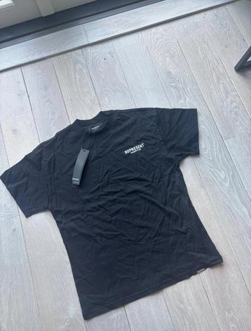 Respresent shirt S beschikbaar voor biedingen