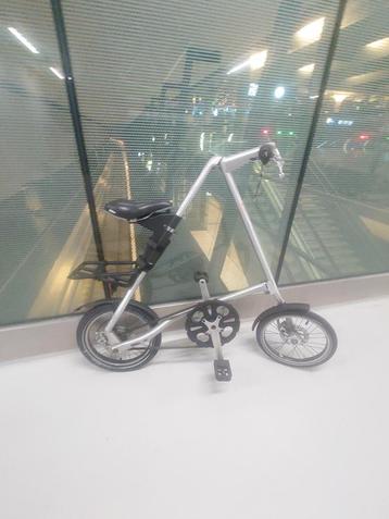 Strida vouwfiets in zeer goede staat beschikbaar voor biedingen