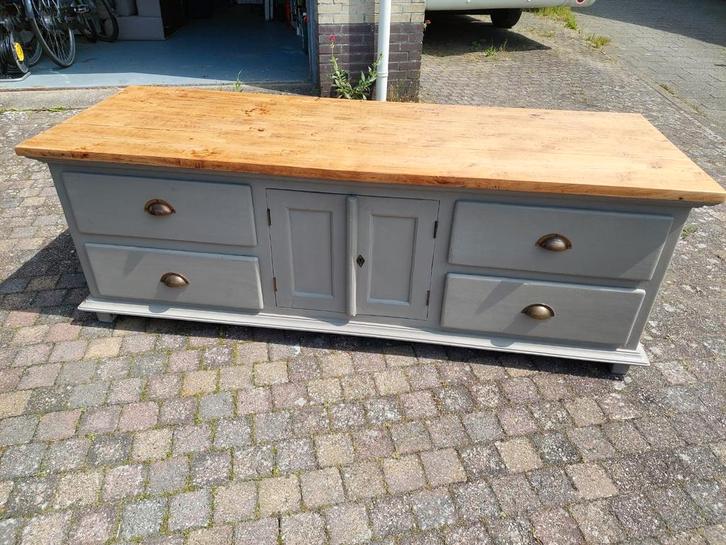 Teakhouten dressoir / tv meubel - laag model, Huis en Inrichting, Kasten | Dressoirs, Ophalen