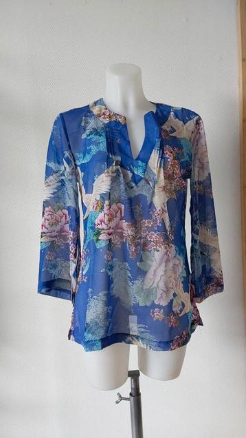 Mooie Maicazz Top Maat 36  beschikbaar voor biedingen