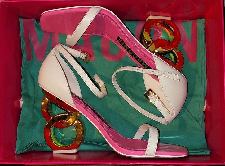 Kat Maconie 39 hakken schoenen wit / roze, Kleding | Dames, Schoenen, Zo goed als nieuw, Schoenen met hoge hakken, Wit, Ophalen of Verzenden