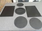 2 leistenen place-mats  en  4 serveerplankjes/ serveerborden, Ophalen, Zo goed als nieuw