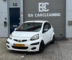 Toyota Aygo 1.0  2010 | Airco | Sportief | Radio | NAP, Auto's, Toyota, Voorwielaandrijving, Stof, Zwart, 4 stoelen