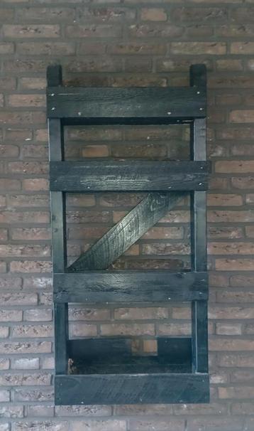 Muurpallet 55 x 120 cm beschikbaar voor biedingen