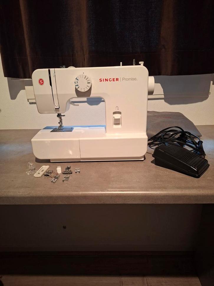 Singer Promise 1408 - Zo goed als nieuw!, Hobby en Vrije tijd, Naaimachines en Toebehoren, Ophalen