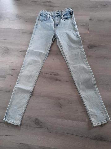 Nik&Nik jeans maat 176 beschikbaar voor biedingen