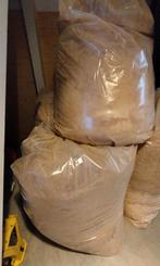 2 grote zakken zaagsel voor droog toilet, Ophalen, Overige typen