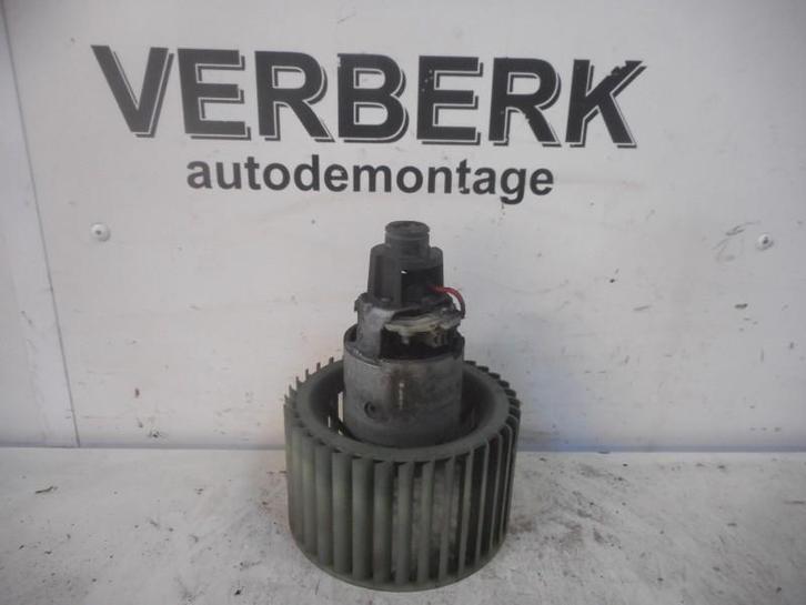 Kachelventilator Audi A6 (C4) (1994-06/1997-10) 0130111162, Auto-onderdelen, Airco en Verwarming, Audi, Gebruikt