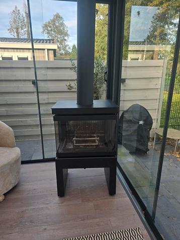 Houtkachel panoramisch uitzicht  beschikbaar voor biedingen