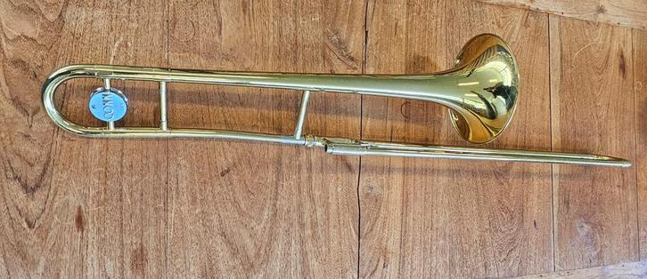Conn Director 22H Bb Tenor Trombone, Muziek en Instrumenten, Blaasinstrumenten | Trombones, Gebruikt, Tenor, Ophalen