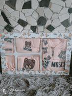 Baby kleding New born baby moschino AANBIEDING, Kinderen en Baby's, Ophalen of Verzenden