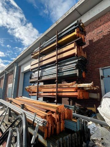 Partij stelling liggers 5 euro per stuk beschikbaar voor biedingen