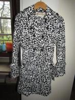 G151 Giacomo mt M jas trenchcoat zwart wit, Kleding | Dames, Jassen | Zomer, Maat 38/40 (M), Verzenden, Zwart, Zo goed als nieuw