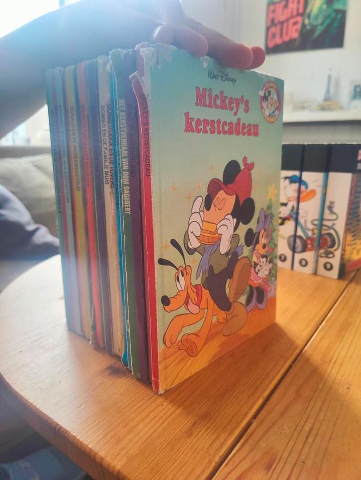 20 Disney kinderboeken, Boeken, Sprookjes en Fabels, Gelezen, Ophalen of Verzenden