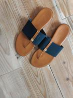 Italiaanse sandalen blauw maat 39, Kleding | Dames, Schoenen, Slippers, Blauw, Italiaans, Ophalen of Verzenden