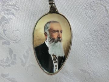 Zilver emaille lepel van Koning Leopold ll van Belgie  beschikbaar voor biedingen