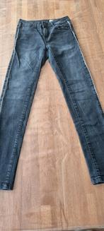 Skinny jeans zwart maat 34, Kleding | Dames, Spijkerbroeken en Jeans, Ophalen of Verzenden, W27 (confectie 34) of kleiner, Zo goed als nieuw