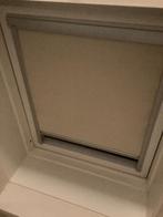 Velux verduisterings gordijn, Ophalen, Wit, 50 tot 100 cm, Zo goed als nieuw