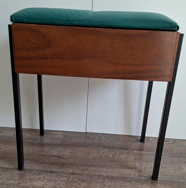 Vintage naaikrukje., Verzamelen, Retro, Huis en Inrichting, Ophalen of Verzenden