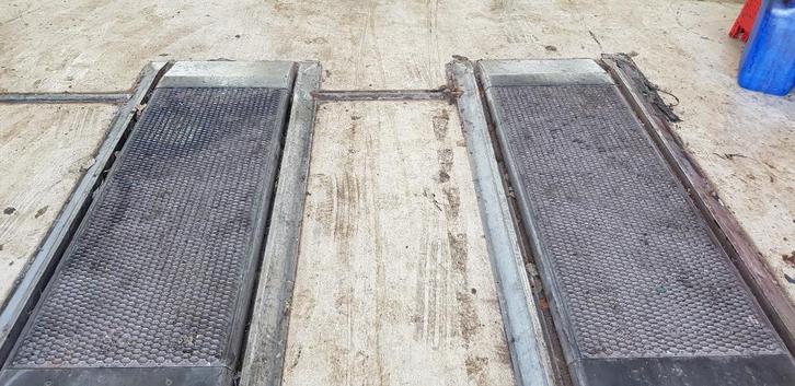 Remmenbank COMAR, Auto diversen, Autogereedschap, Gebruikt, Ophalen