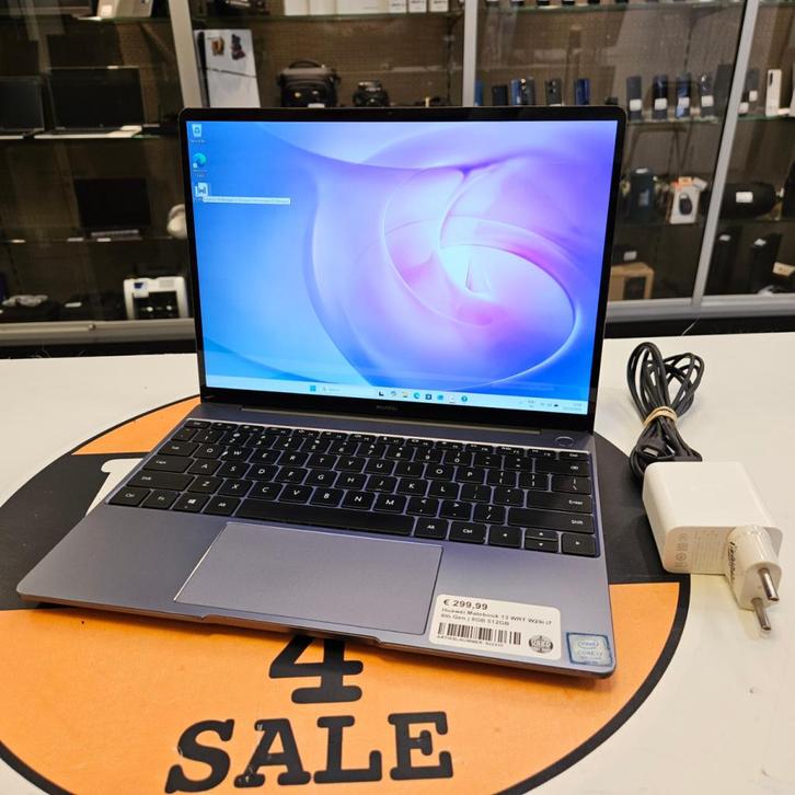 Huawei Matebook 13 WRT-W29 - 512GB - 8GB - i7 8565u - Touch, Computers en Software, Windows Laptops, Zo goed als nieuw