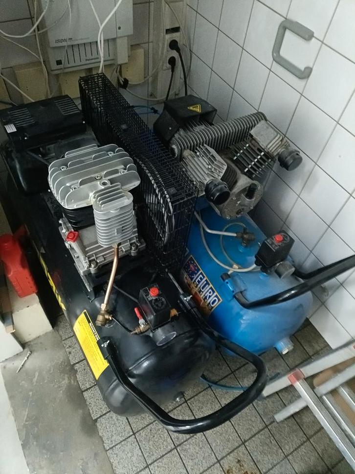 Compressor - Krachtige luchtcompressor, Doe-het-zelf en Verbouw, Compressors, Gebruikt, 6 tot 10 bar, 25 tot 100 liter, 200 tot 400 liter/min