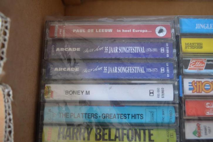 50 zgan  jaren 60- 70 -80  cassette bandjes, Cd's en Dvd's, Cassettebandjes, Zo goed als nieuw, Voorbespeeld, Overige genres, 26 bandjes of meer