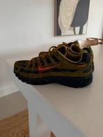 Mooie Nike P6000 in leuke kleuren combi, Kleding | Heren, Schoenen, Overige kleuren, Sportschoenen, Nieuw, Ophalen of Verzenden