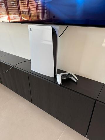 Playstation 5 disk versie als nieuw beschikbaar voor biedingen