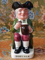 Mooie oude Lancaster Sandland Toby jug uit Engeland 17,8 cm.