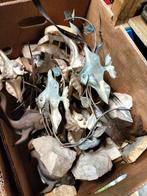 Koperen en stalen vissen op stenen - Kunst, Tuin en Terras, Tuinbeelden, Ophalen of Verzenden, Gebruikt, Metaal, Dierenbeeld