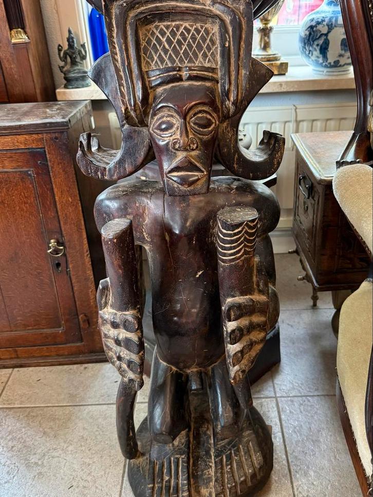 Anthentiek groot Afrikaans  beeld, stam Chokwe Angola, Antiek en Kunst, Kunst | Beelden en Houtsnijwerken, Ophalen