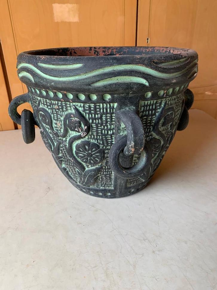 Terracotta bloempot sierpot met 4 oren met ringen handwerk, Tuin en Terras, Bloempotten, Terracotta, Binnen, Balkon, Tuin, Minder dan 40 cm