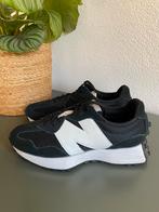 Zwarte sneakers New balance 327, Ophalen of Verzenden, Zo goed als nieuw, Zwart, Sneakers of Gympen
