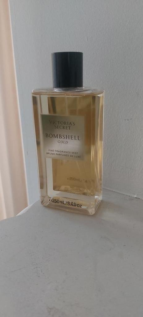 Victoria'Secret Bombshell Gold Mist, Sieraden, Tassen en Uiterlijk, Uiterlijk | Parfum, Zo goed als nieuw, Ophalen of Verzenden