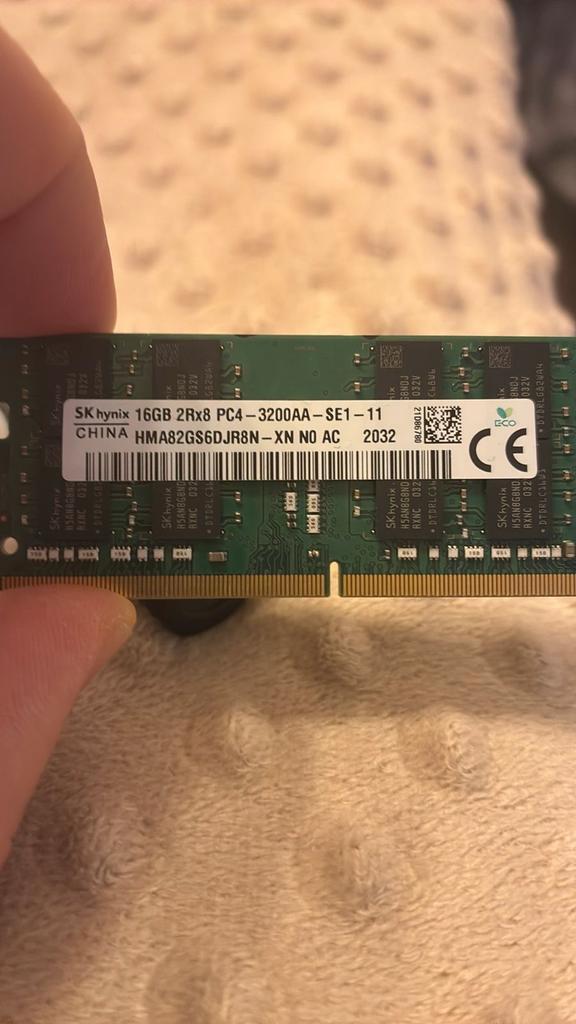 SK hynix 16GB DDR4 Laptop Geheugen 3200MHz, Computers en Software, RAM geheugen, Gebruikt, Laptop, 16 GB, DDR4, Ophalen of Verzenden