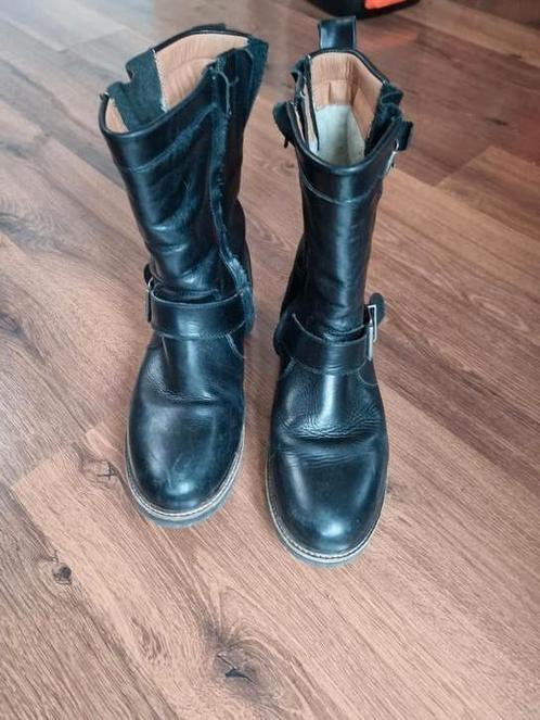 Zwarte korte laars Travelin maat 41 gevoerd, Kleding | Dames, Schoenen, Zo goed als nieuw, Hoge laarzen, Zwart, Ophalen of Verzenden