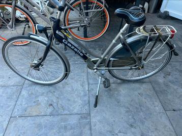 Gazelle J4U dames fiets beschikbaar voor biedingen