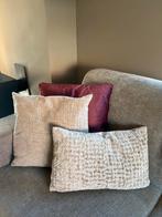 Bordeaux kleurige kussens, Huis en Inrichting, Woonaccessoires | Kussens, Ophalen of Verzenden, Zo goed als nieuw, Vierkant
