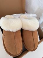 Nieuwe pantoffels, Ophalen of Verzenden, Zo goed als nieuw, Pantoffels of Sloffen