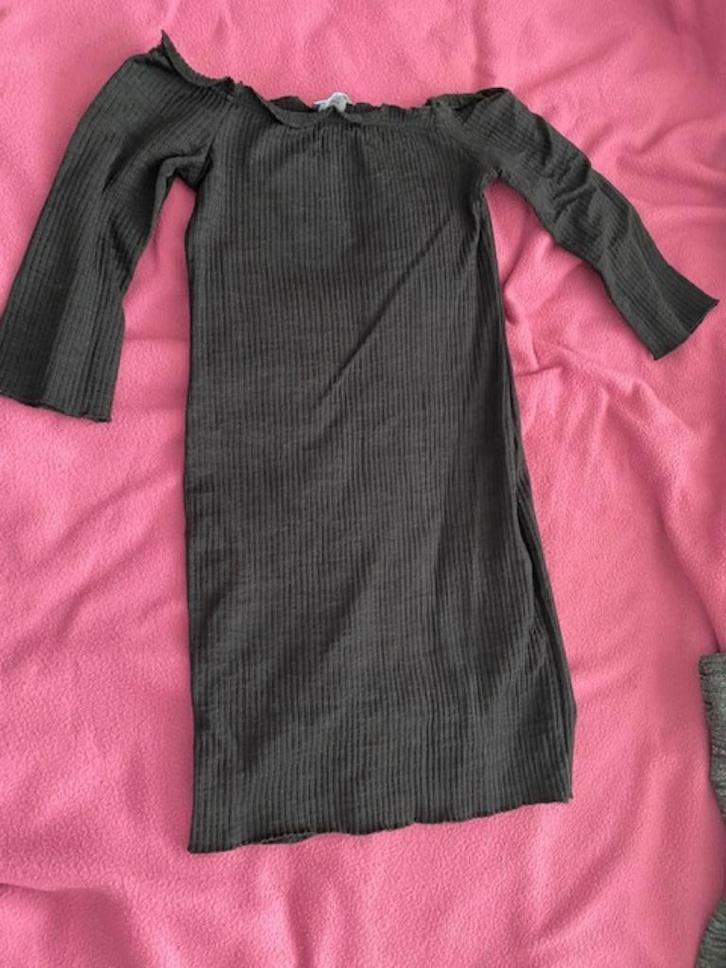 zwarte tuniek mt s Bershka, Kleding | Dames, Blouses en Tunieken, Zo goed als nieuw, Maat 36 (S), Zwart, Ophalen of Verzenden