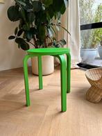 aalto stijl kruk vintage ikea in mooi groen., Huis en Inrichting, Krukjes, Ophalen of Verzenden, Gebruikt, Hout