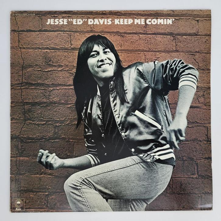 Jesse Ed Davis - Keep Me Comin' - Vinyl LP - Epic Netherland, Cd's en Dvd's, Vinyl | Rock, Gebruikt, Overige genres, 12 inch, Ophalen of Verzenden