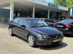 Volvo S60 2.3 T5 250pk Xenon Project (bj 2002), Voorwielaandrijving, Gebruikt, Zwart, Bedrijf