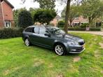 Skoda Octavia Combi 2.0 TDI Greentech 150pk DSG, Auto's, Skoda, Origineel Nederlands, Te koop, Zilver of Grijs, 5 stoelen