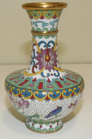 Cloisonné vaasje [1781B] beschikbaar voor biedingen