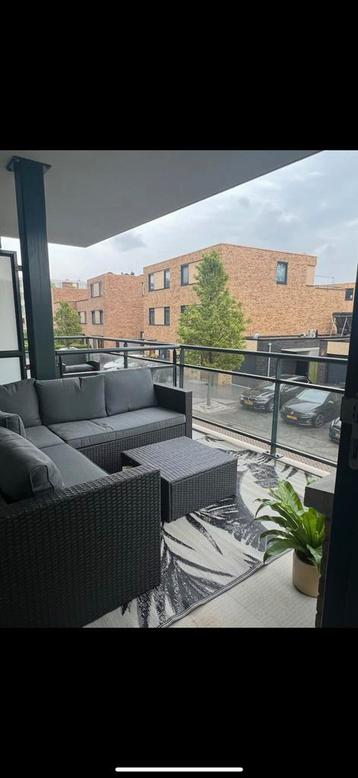 Loungeset Alea – Zelden gebruikt – Slechts schoonmaken beschikbaar voor biedingen