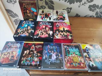 HET HUIS ANUBIS - COMPLETE SERIE  1 T/M 5  + 5 FILMS NIEUWST beschikbaar voor biedingen